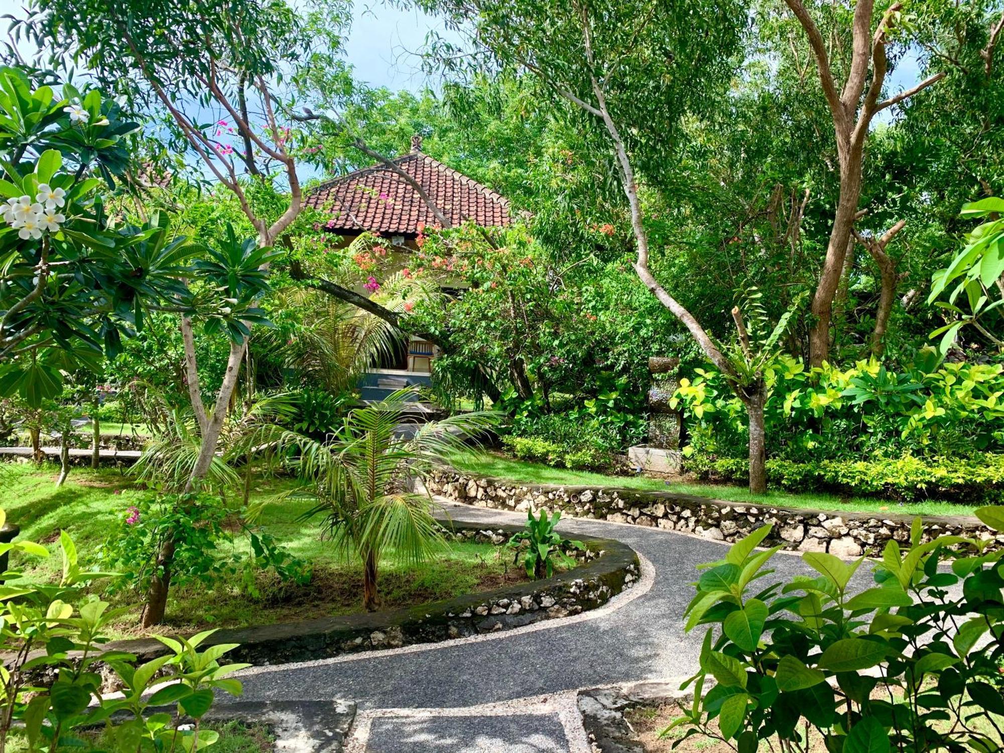Tregge Surf Camp Uluwatu Hotel Phòng bức ảnh