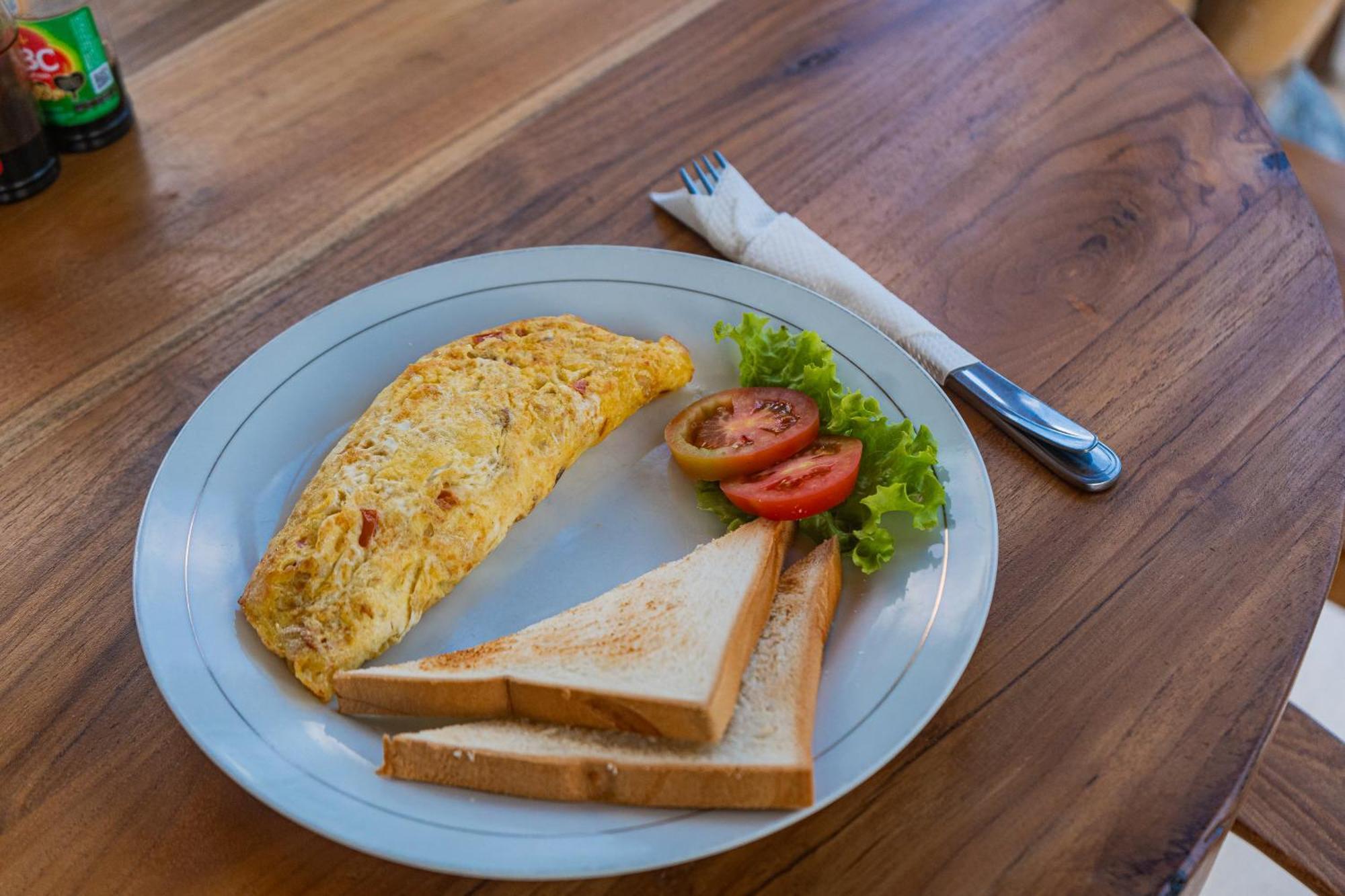 Tregge Surf Camp Uluwatu Hotel Ngoại thất bức ảnh