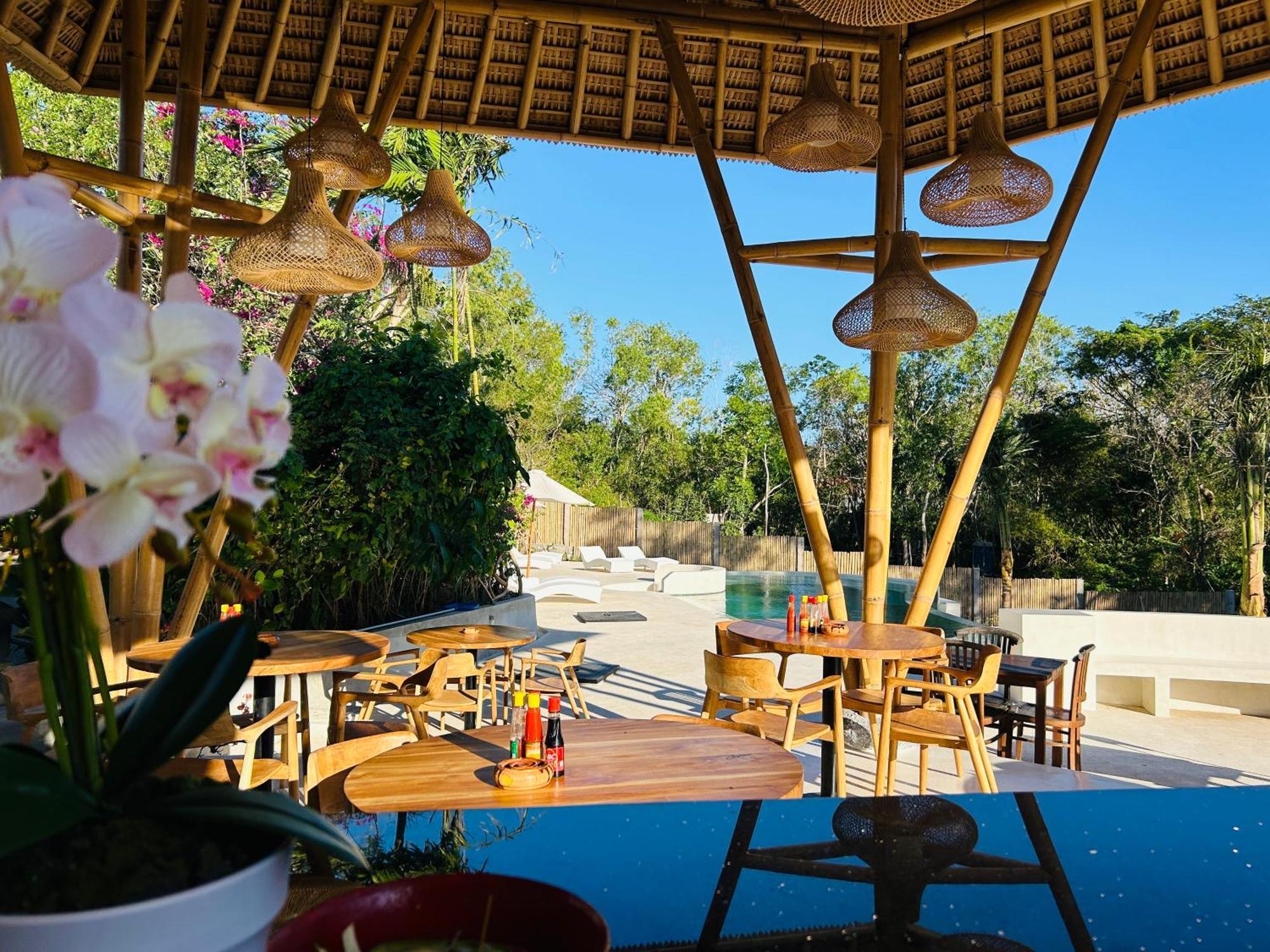Tregge Surf Camp Uluwatu Hotel Ngoại thất bức ảnh