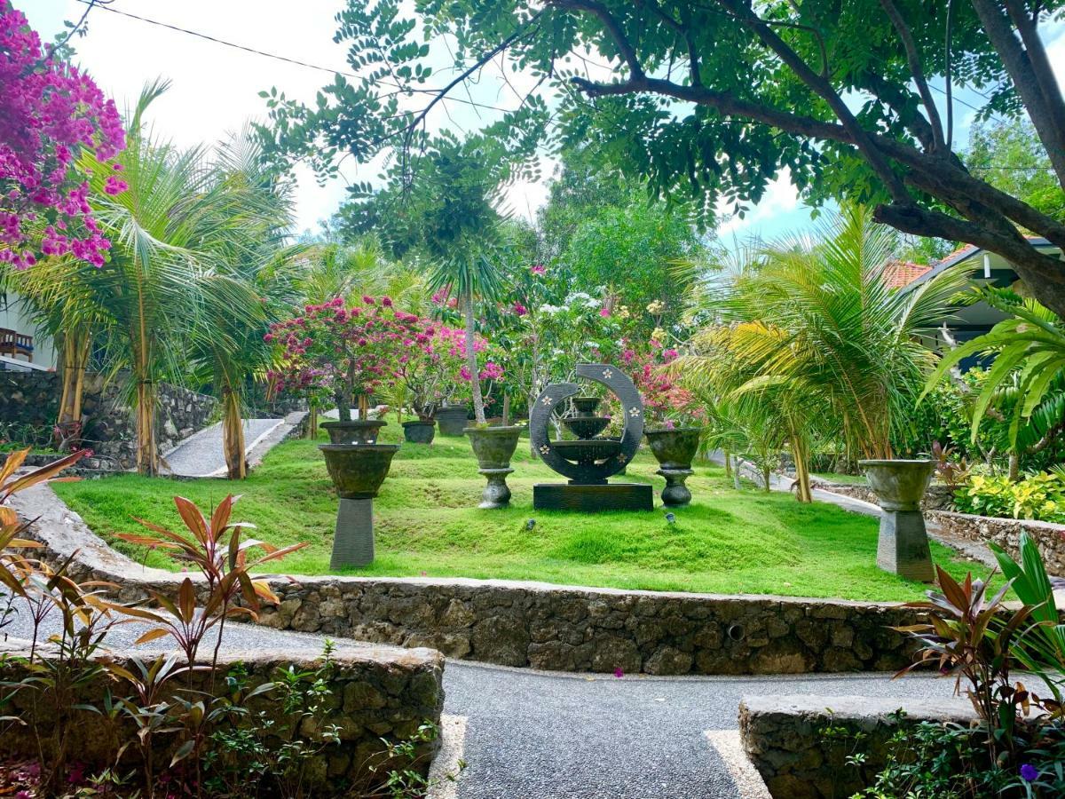 Tregge Surf Camp Uluwatu Hotel Ngoại thất bức ảnh