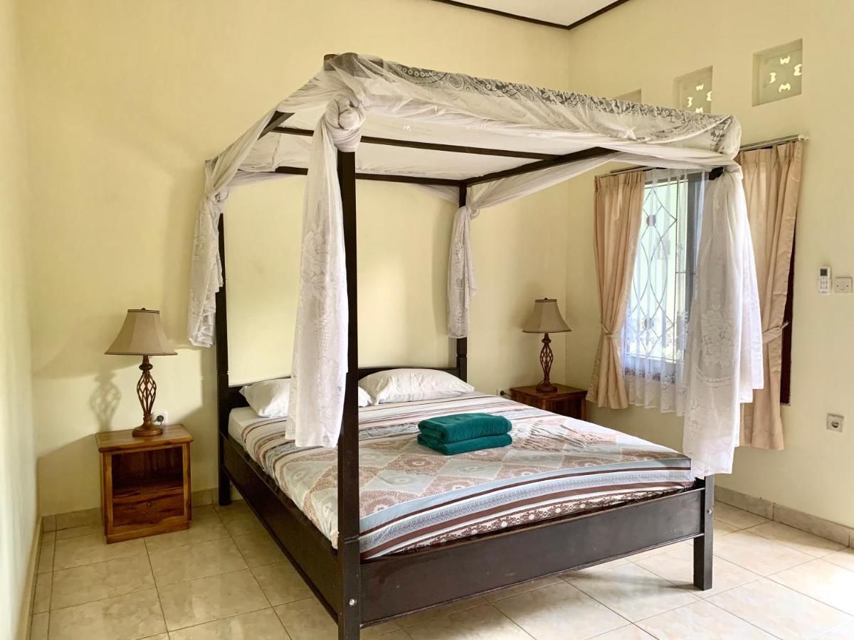 Tregge Surf Camp Uluwatu Hotel Ngoại thất bức ảnh